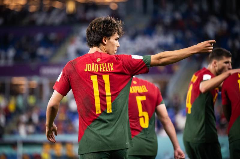 Áo số 11: Biểu tượng của tốc độ và sáng tạo