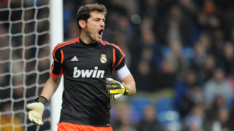 Top 5 Thủ Môn Xuất Sắc Nhất Mọi Thời Đại (Update Mới Nhất) 2 Iker Casillas