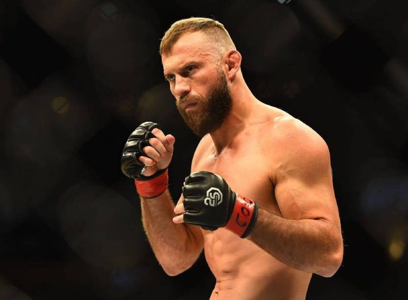 Nghiên cứu kỹ về võ sĩ